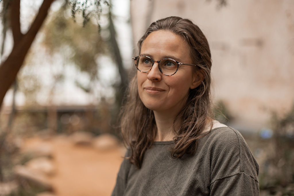 Delphine Laudren, Autour Del